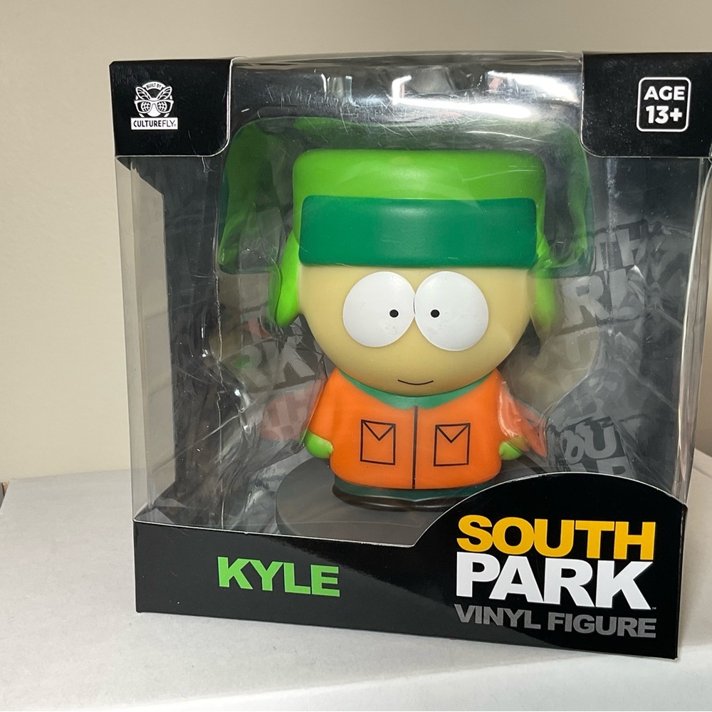 South Park Kyle vinyl Figure Comedy Central Figure Kyle